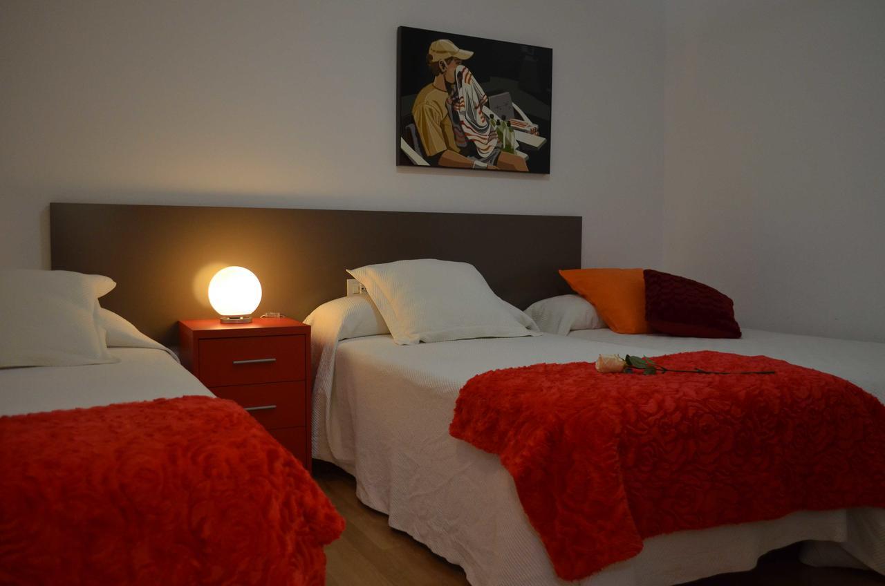 Apartamentos Antares 1 Milladoiro Dış mekan fotoğraf